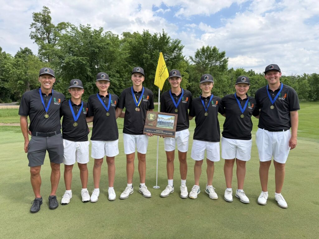 Sleepy Eye United boys golf team